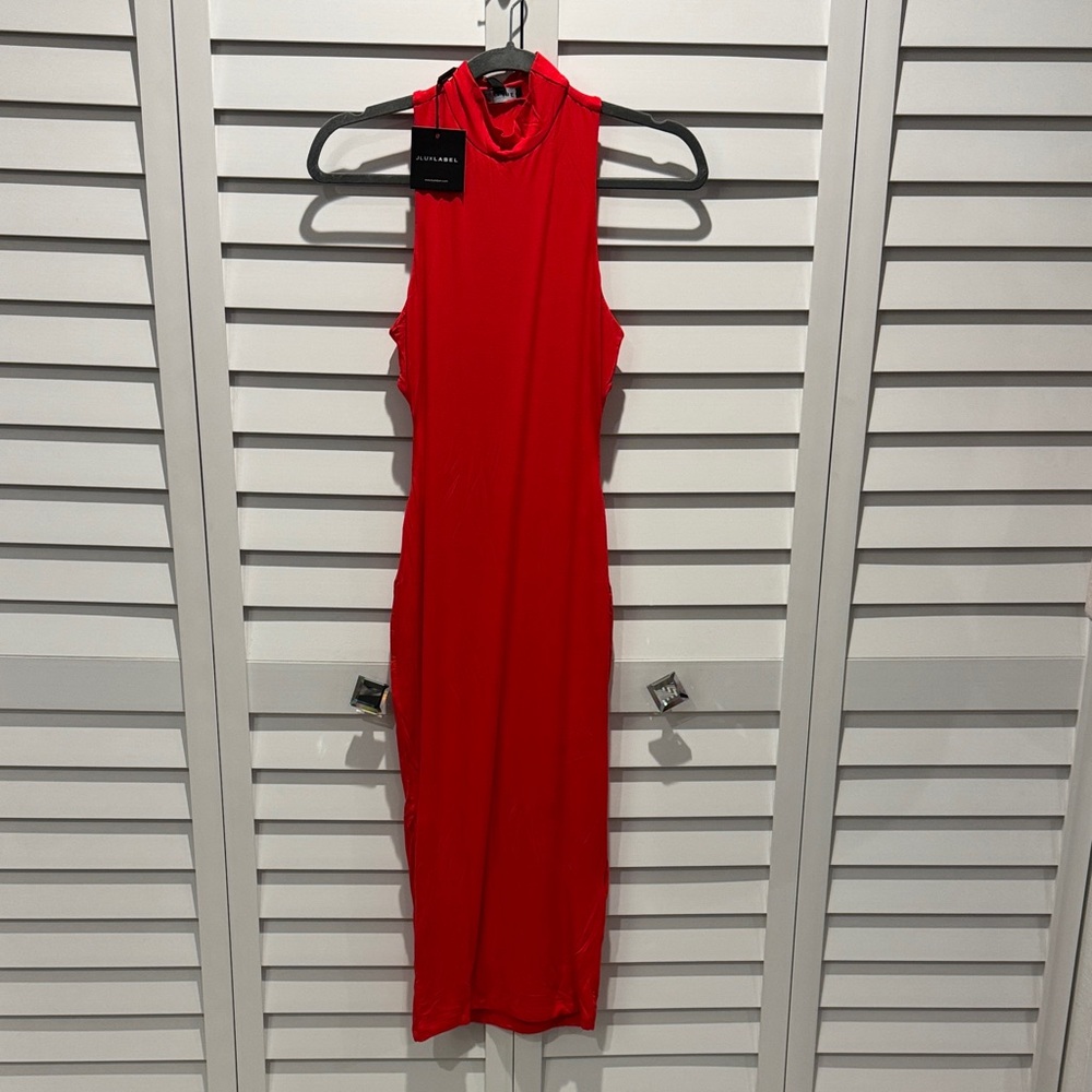 JLUXLABEL NWT Radiant Red Cut Out Midi Dress lined bottom.
